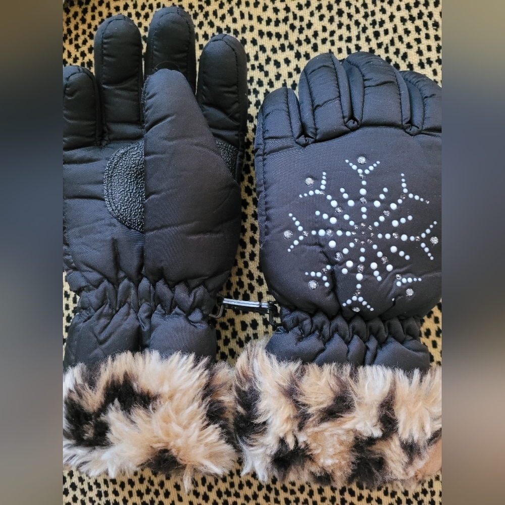 Winter girls gloves 6-7yo